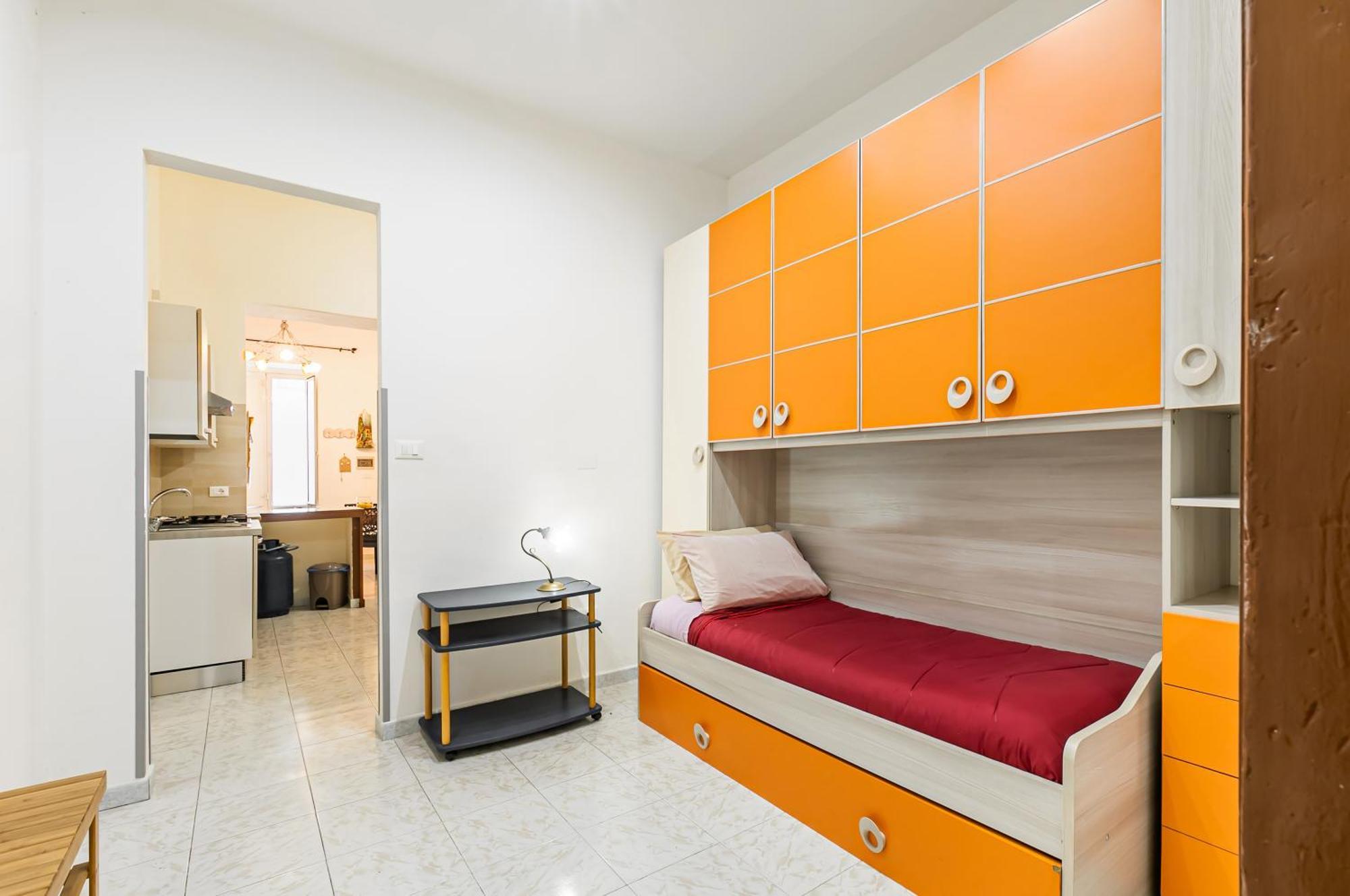 Corso Dei Mille Railway Apartment Palermo Exterior photo